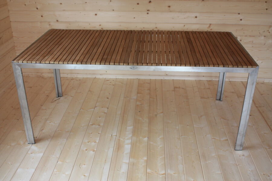 Tisch PAVIA BHW-T5