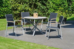Stapelsessel Sierra Alu silber/Polstertextilgewebe schwarz Armlehnen aus Teakholz