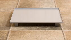 Weka 45mm Saunahaus KUOPIO natur mit bodentiefem Fenster und mit BioS-Ofen