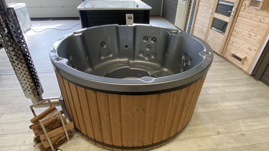 Hot Tub BORA Ø200 cm – Premium Whirlpool für 6 Personen