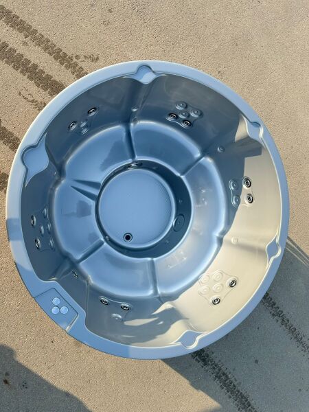 Hot Tub BORA Ø200 cm – Premium Whirlpool für 6 Personen