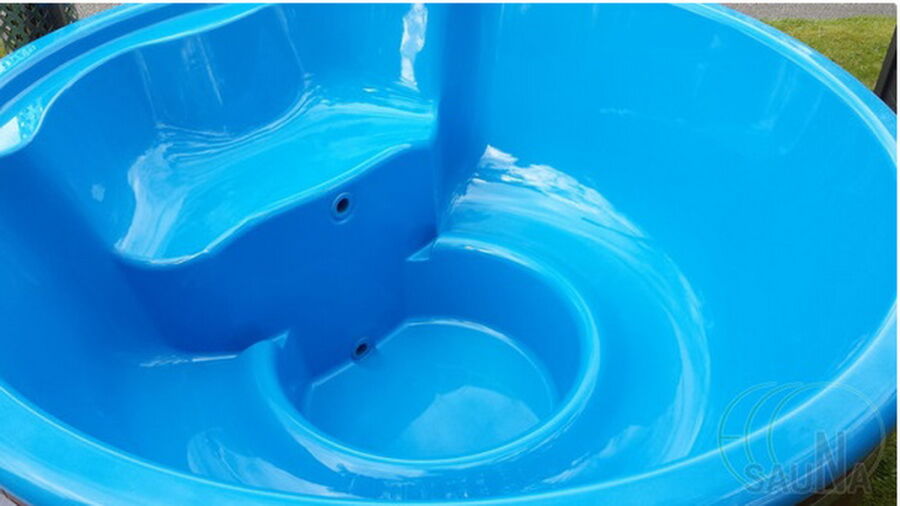 Hot Tub DeLux SCHWARZ gestrichen / GFK - Einsatz blau / V2A Ofen inkl. LED, Whirlpool und mit Premium Leder Deckel, ø 200 cm, mit integriertem Aussenofen, Thermoholz beplankt und gestrichen in schwarz