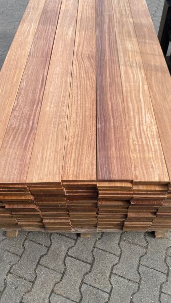 Cumaru Terrassendiele 21x140x2440 mm, Oberfläche beidseitig glatt