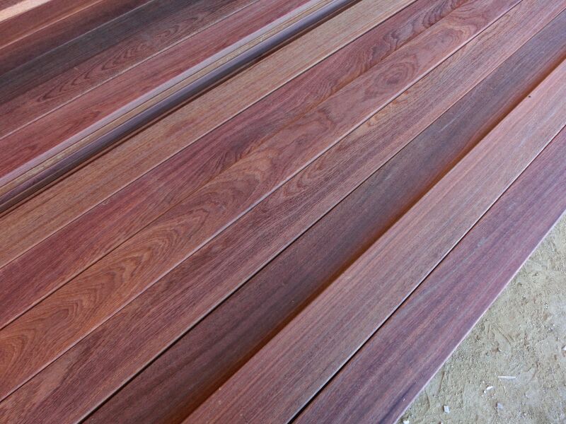 Cumaru Terrassendiele 21x140x2440 mm, Oberfläche beidseitig glatt