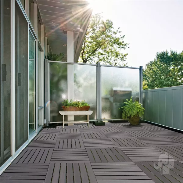 Fußbodenset für WPC-Gartenhaus PELLWORM/USEDOM/FEHMARN bestehend aus 36x WPC Gartenfliese 36 mm, 50x50 cm, massiv gebürstet, anthrazit